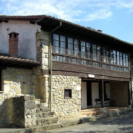 Turismo Rural El Sidron Vendégház Piloña Kültér fotó